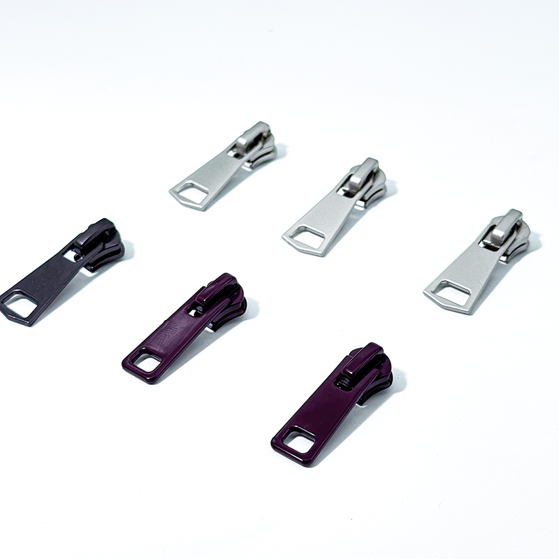 auto lock zipper slider